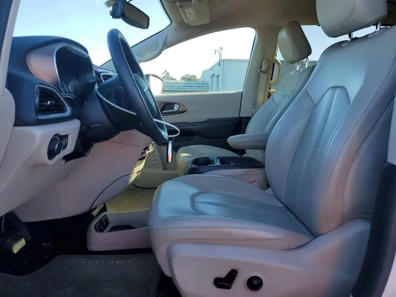 2021 CHRYSLER VOYAGER LXI  