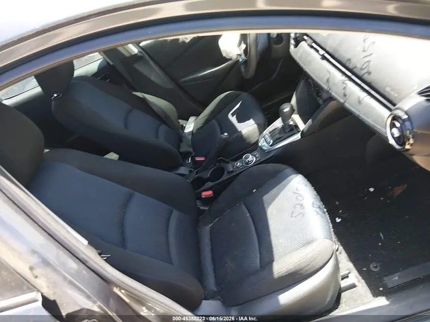 2019 TOYOTA YARIS LE