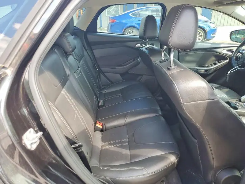 2012 FORD FOCUS TITANIUM  