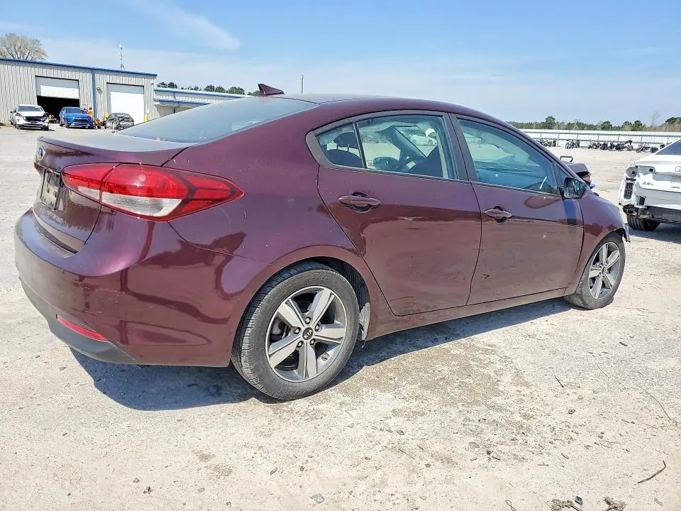 2018 KIA FORTE LX  