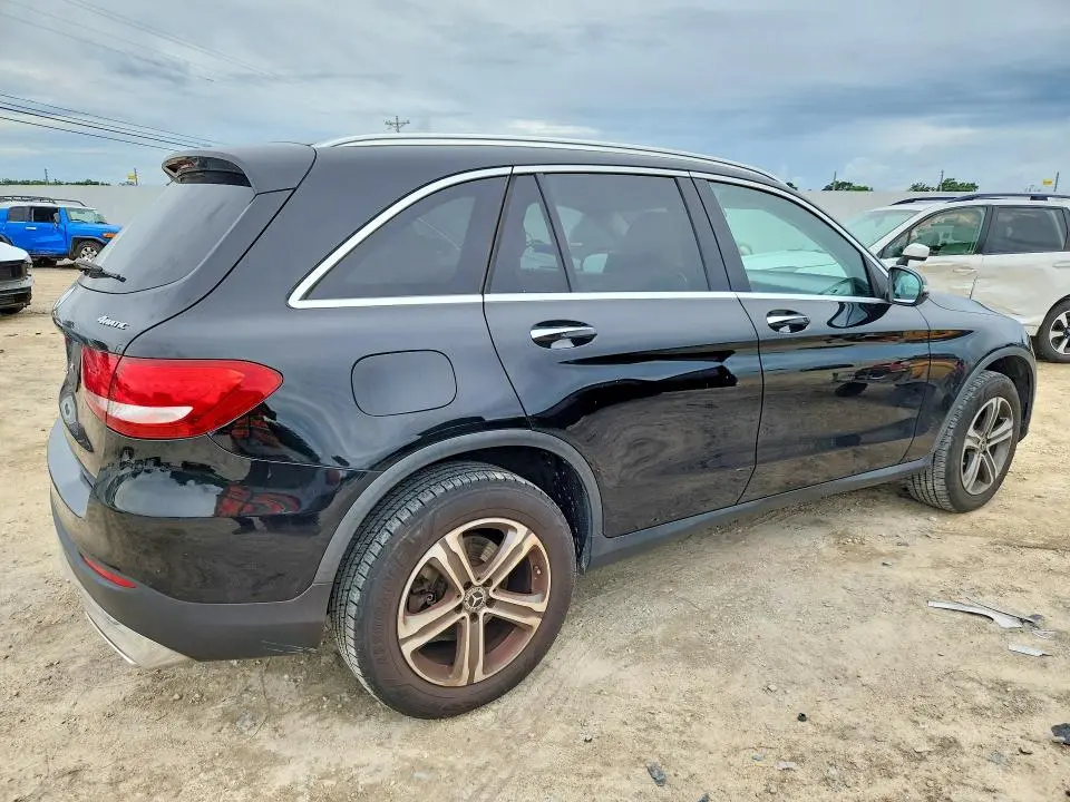 2019 MERCEDES-BENZ GLC 300 4MATIC  
