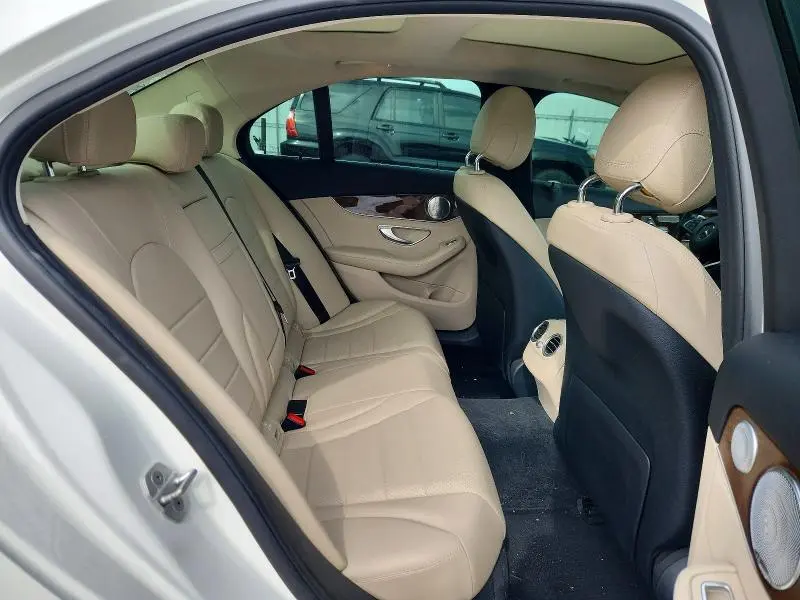 2016 MERCEDES-BENZ C 300 4MATIC  