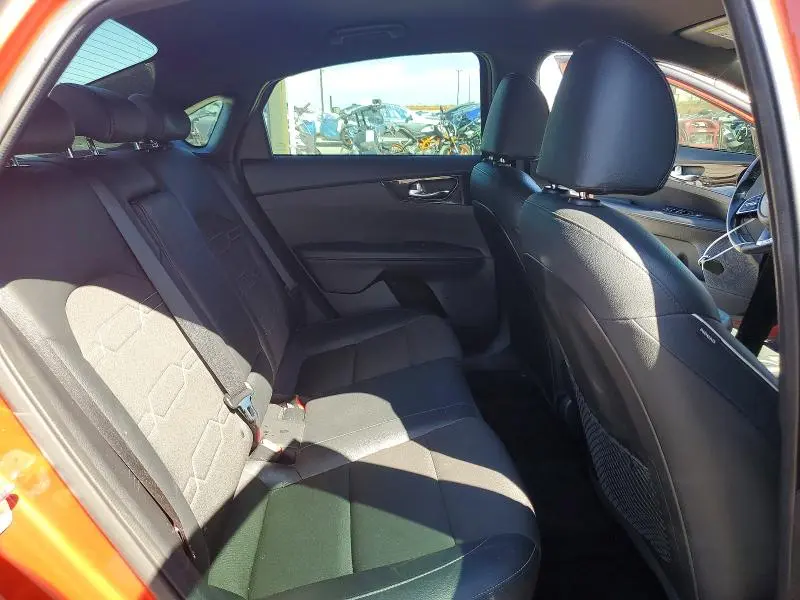 2021 KIA FORTE GT-LINE  