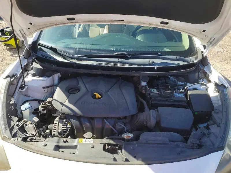 2013 HYUNDAI ELANTRA GT BASE  