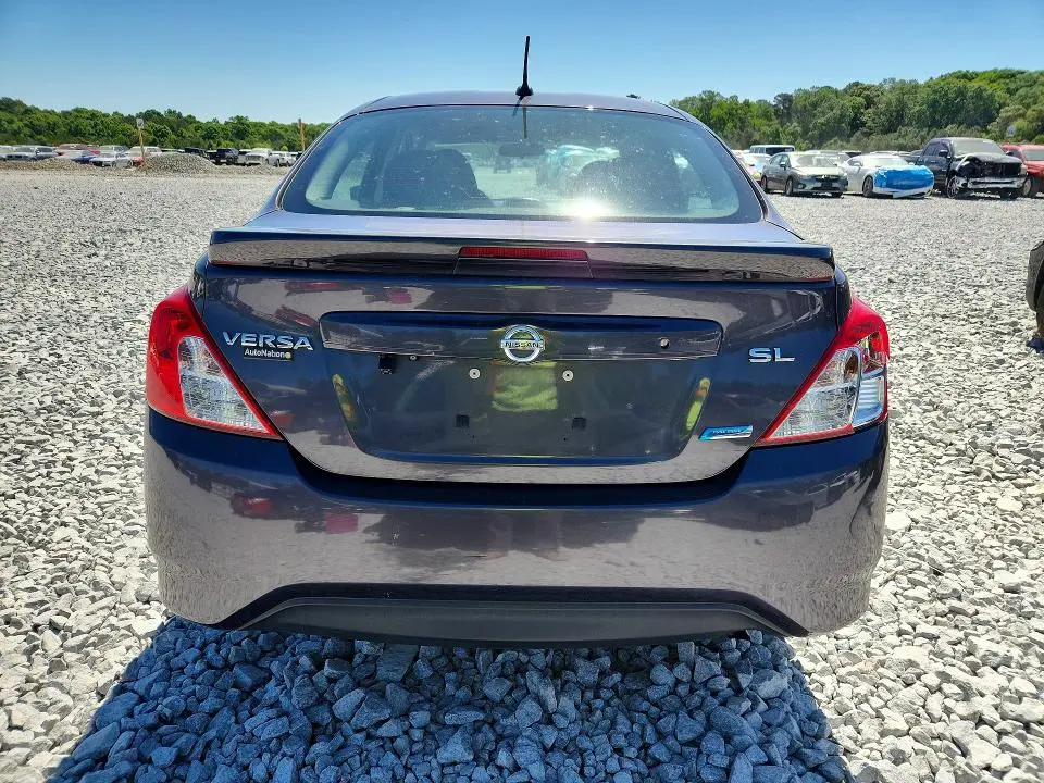 2015 NISSAN VERSA 1.6 SL  