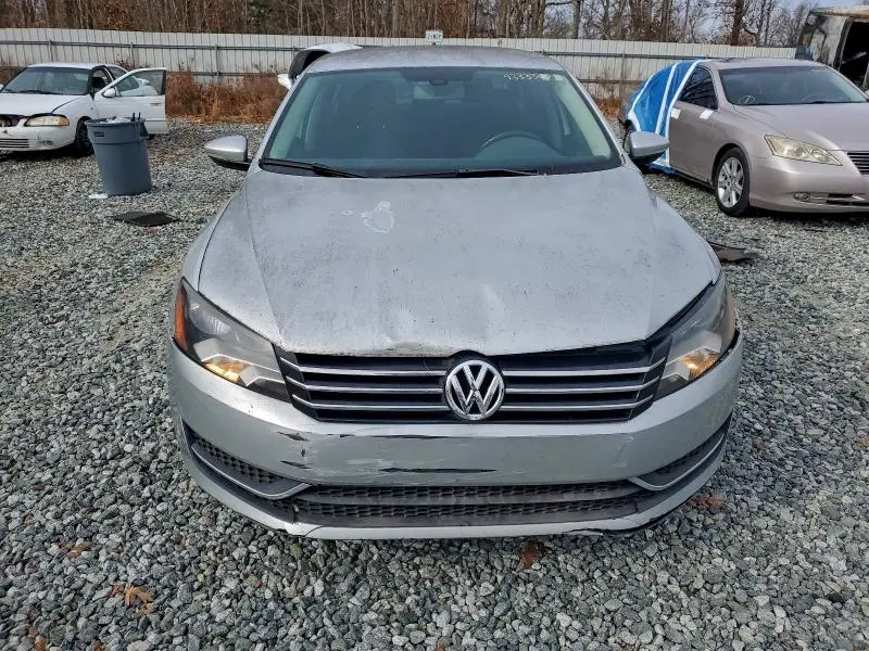 2012 VOLKSWAGEN PASSAT S  