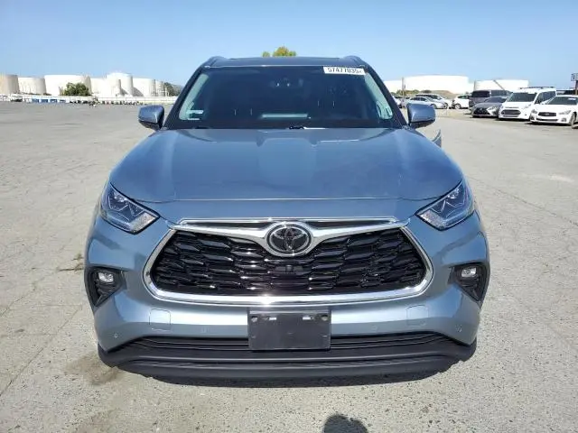 2022 TOYOTA HIGHLANDER LIMITED  