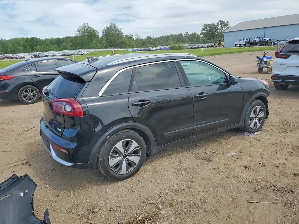 2017 KIA NIRO   