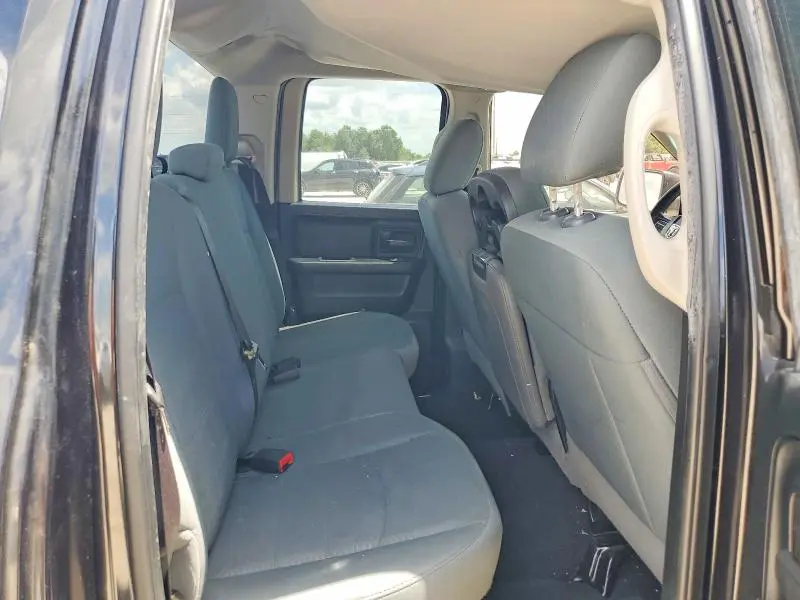 2018 RAM 1500 ST  