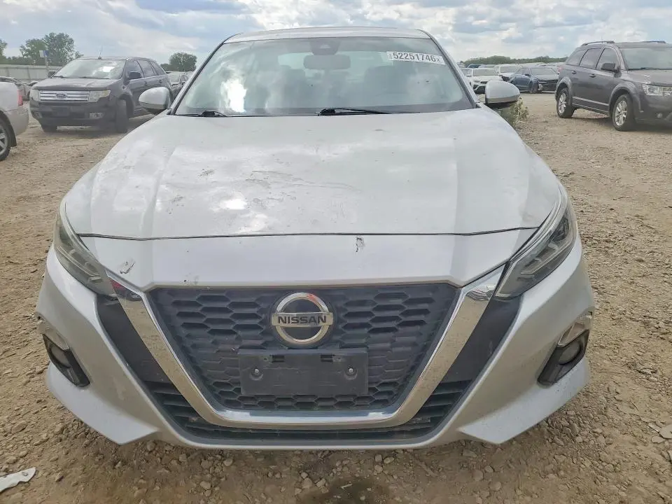 2019 NISSAN ALTIMA SL  