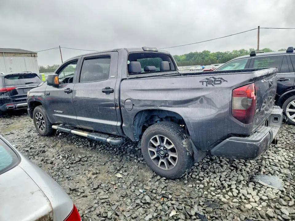 2016 TOYOTA TUNDRA SR5  