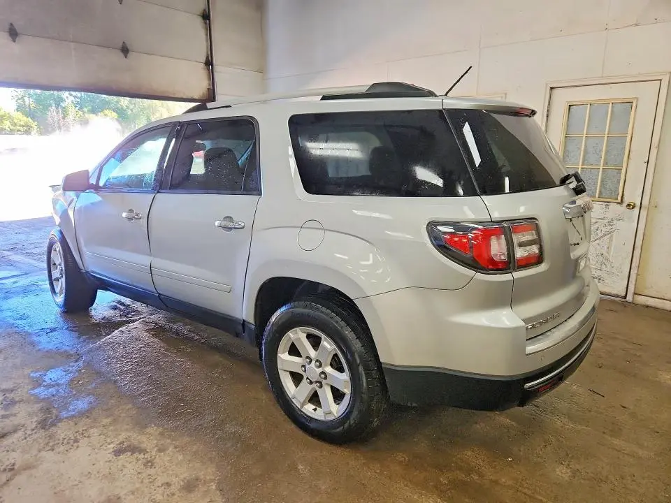 2015 GMC ACADIA SLE  
