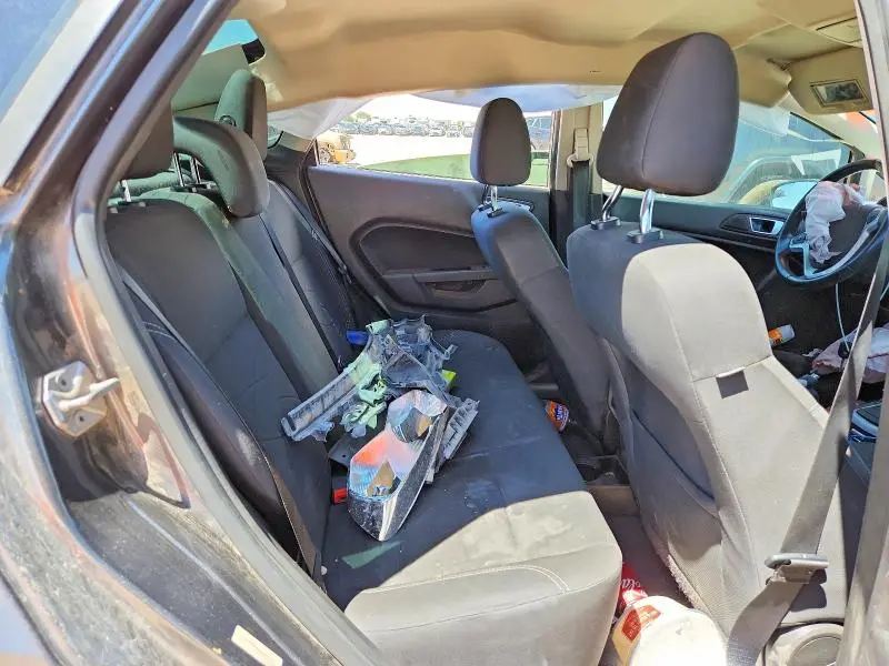 2016 FORD FIESTA SE  