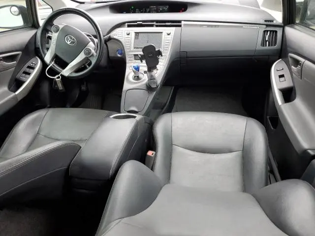2015 TOYOTA PRIUS PLUG-IN   