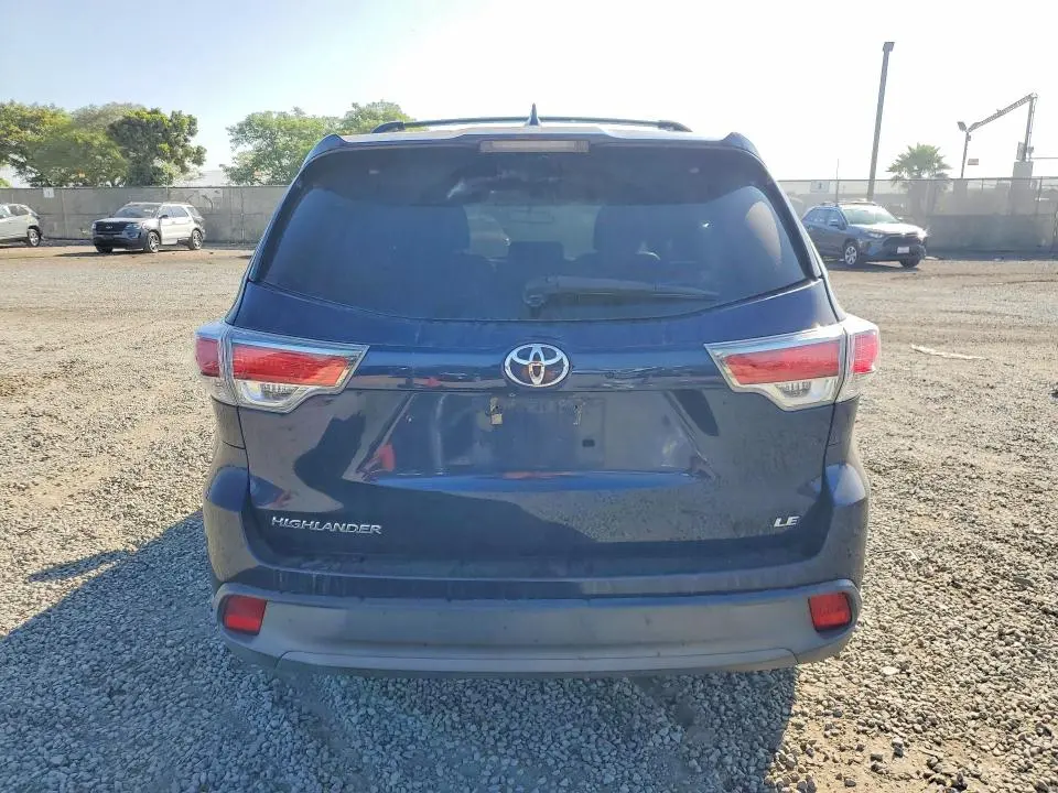 2016 TOYOTA HIGHLANDER LE PLUS  
