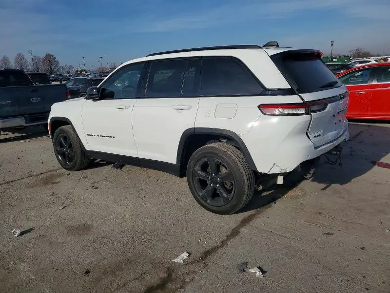 2022 JEEP GRAND CHEROKEE LAREDO  