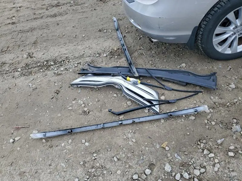 2014 TOYOTA VENZA LE  