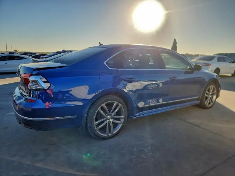 2016 VOLKSWAGEN PASSAT S  