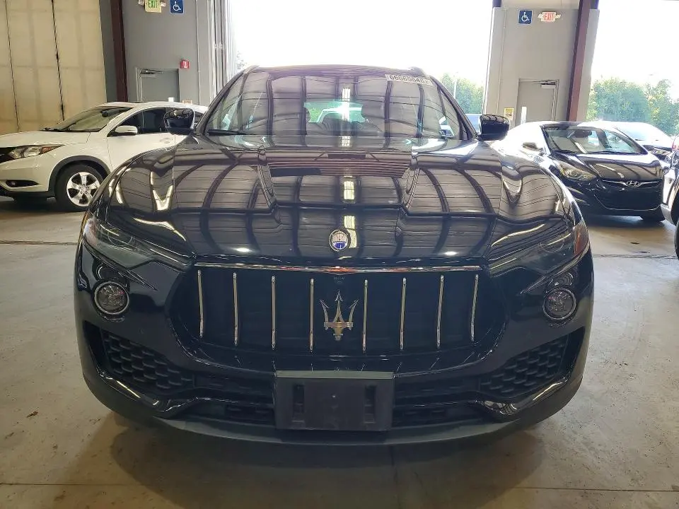 2017 MASERATI LEVANTE S  