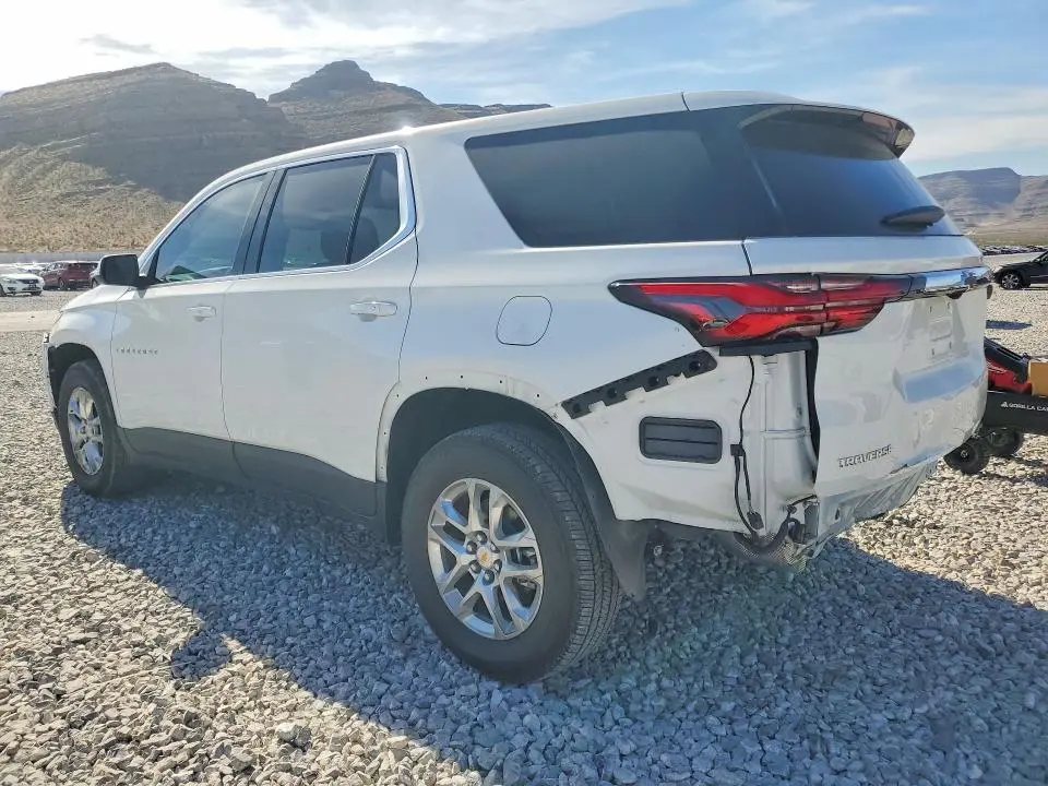 2023 CHEVROLET TRAVERSE LS  