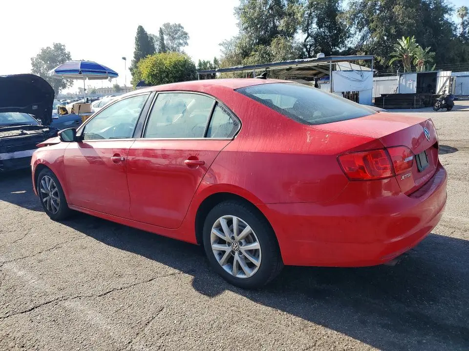 2012 VOLKSWAGEN JETTA SE  