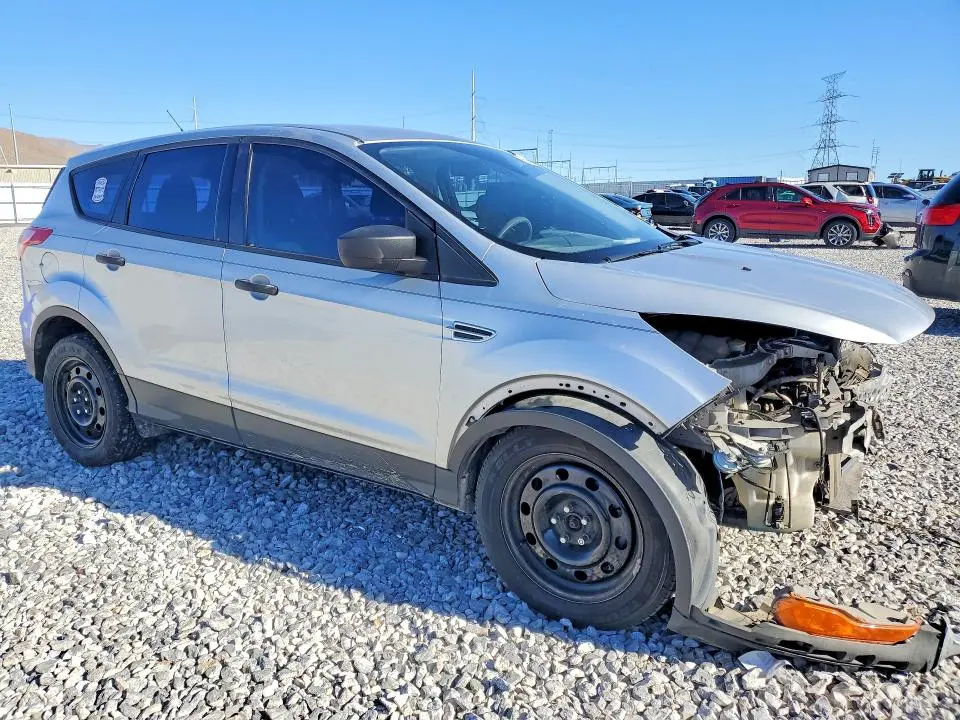2013 FORD ESCAPE S  