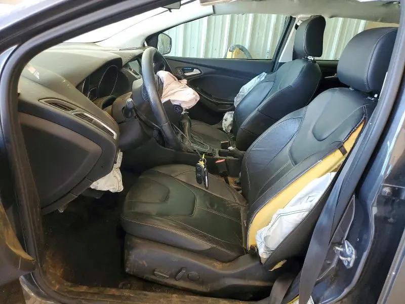 2016 FORD FOCUS TITANIUM  