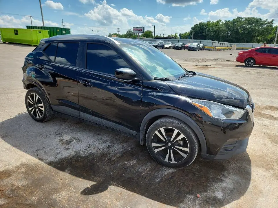 2018 NISSAN KICKS S  
