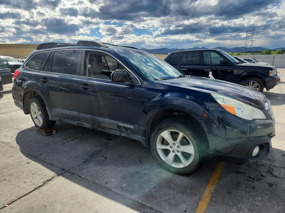 2013 SUBARU OUTBACK 2.5I PREMIUM  