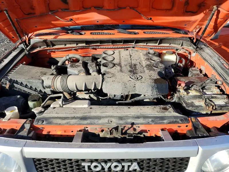 2014 TOYOTA FJ CRUISER BASE  