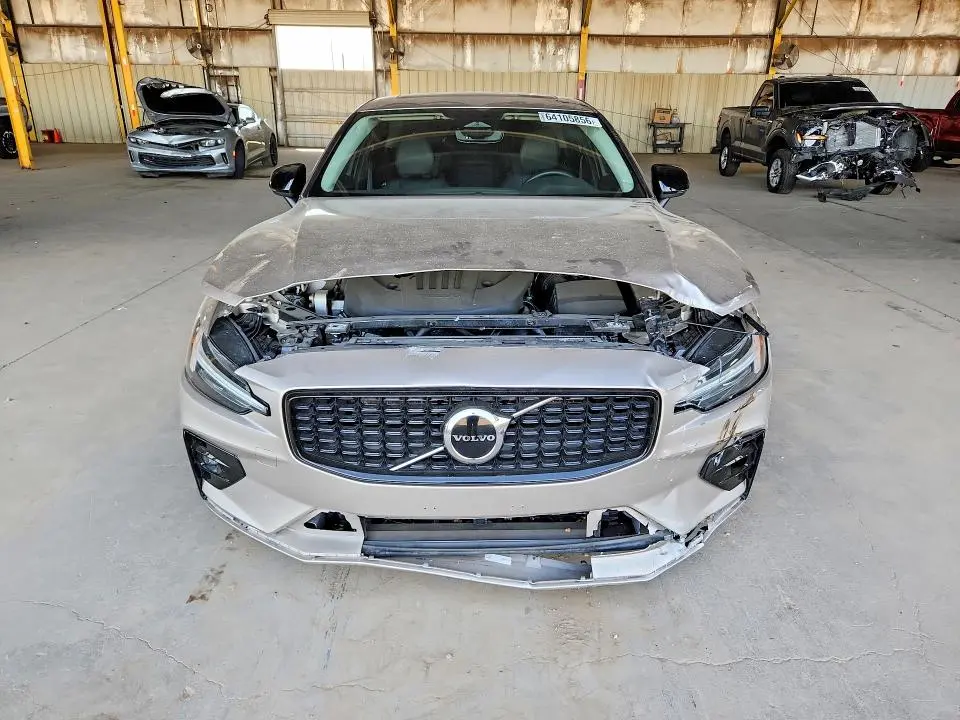 2024 VOLVO S60 CORE  