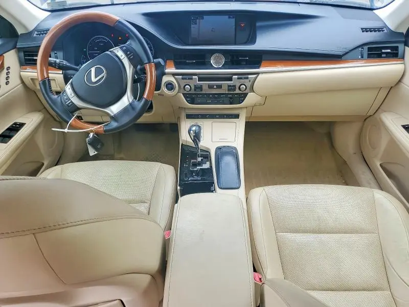 2015 LEXUS ES 300H  