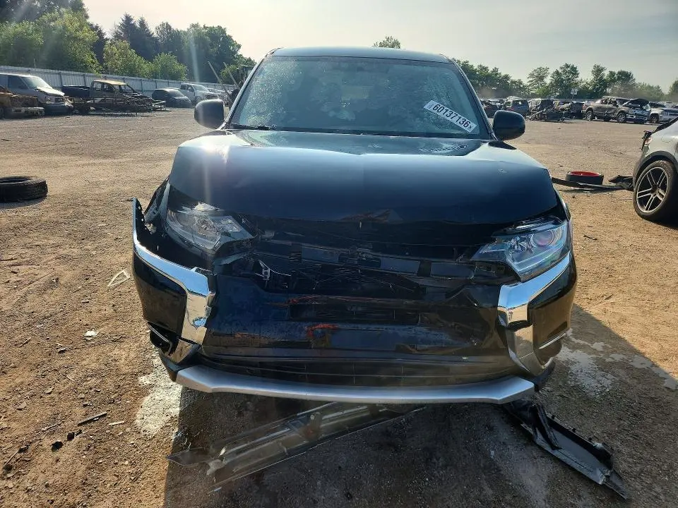 2018 MITSUBISHI OUTLANDER SE  