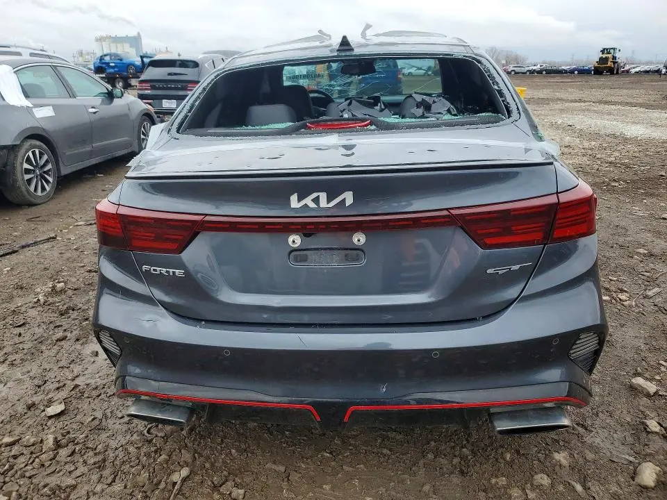 2022 KIA FORTE GT  