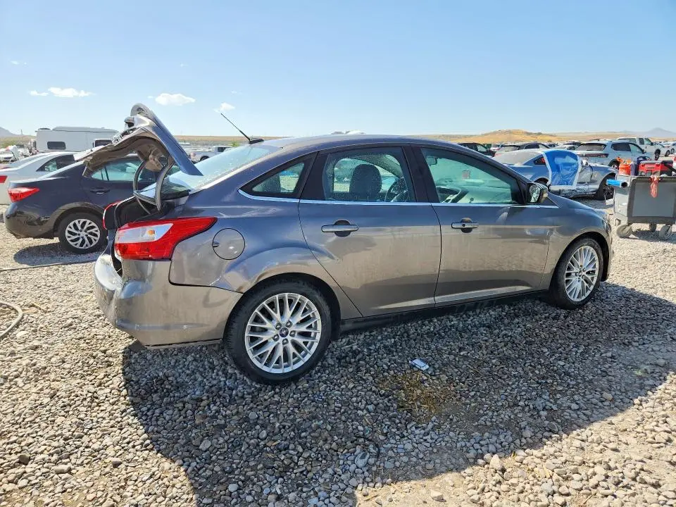 2014 FORD FOCUS TITANIUM  