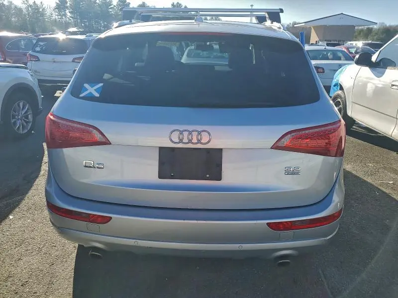 2010 AUDI Q5 PREMIUM PLUS  