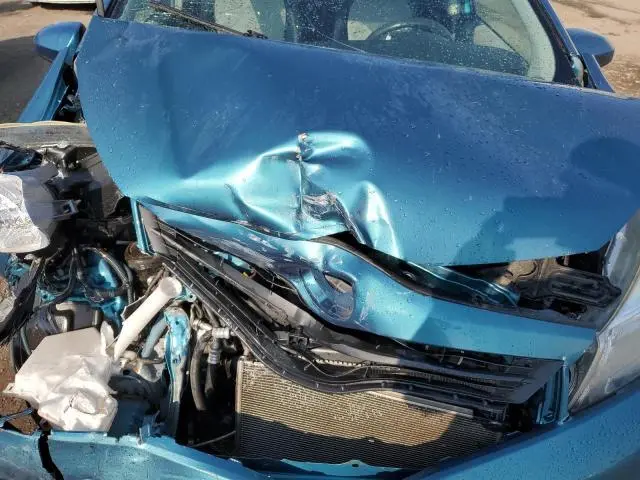 2012 TOYOTA YARIS   