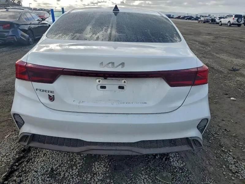 2024 KIA FORTE   