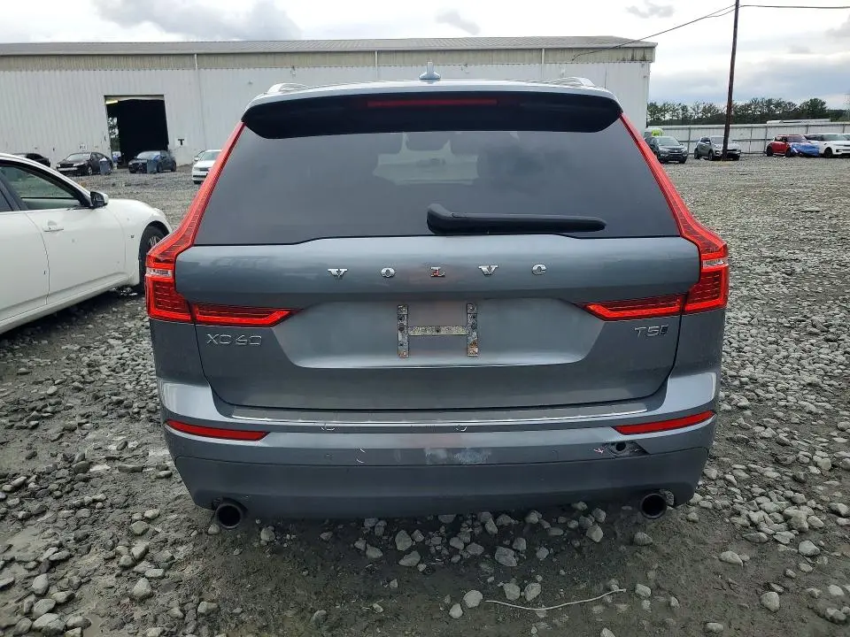 2018 VOLVO XC60 T5  