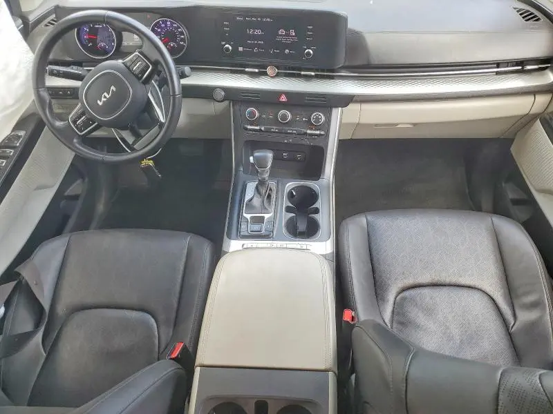 2023 KIA CARNIVAL LX  