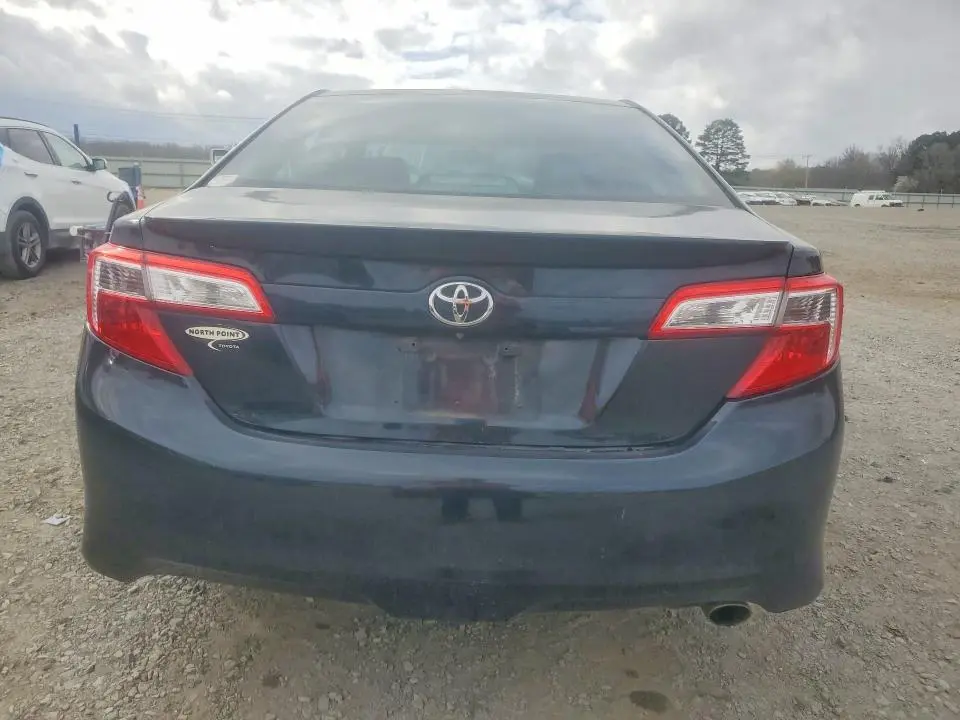 2012 TOYOTA CAMRY SE  