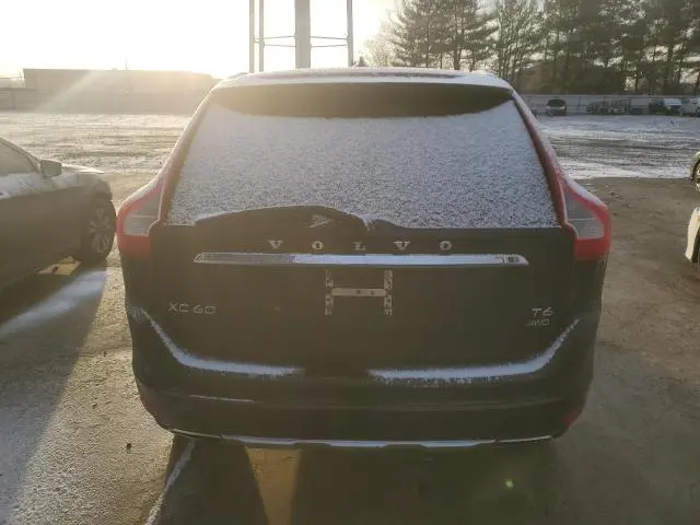 2015 VOLVO XC60 T6 PREMIER+
