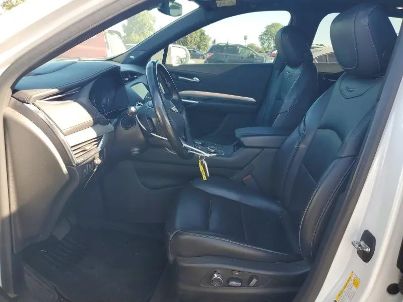 2019 CADILLAC XT4 PREMIUM LUXURY  