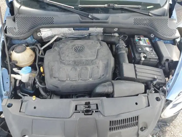 2018 VOLKSWAGEN BEETLE S  