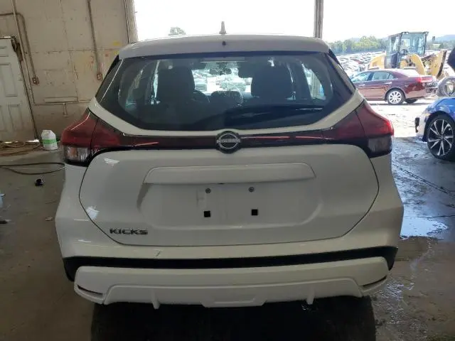 2024 NISSAN KICKS S  