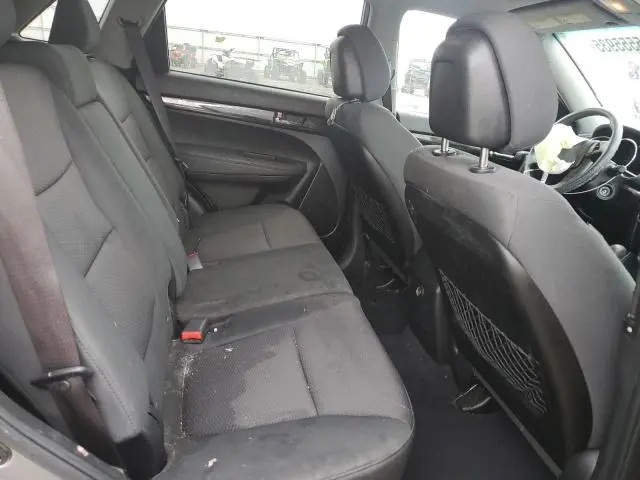 2013 KIA SORENTO LX