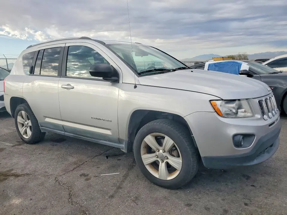 2011 JEEP COMPASS   