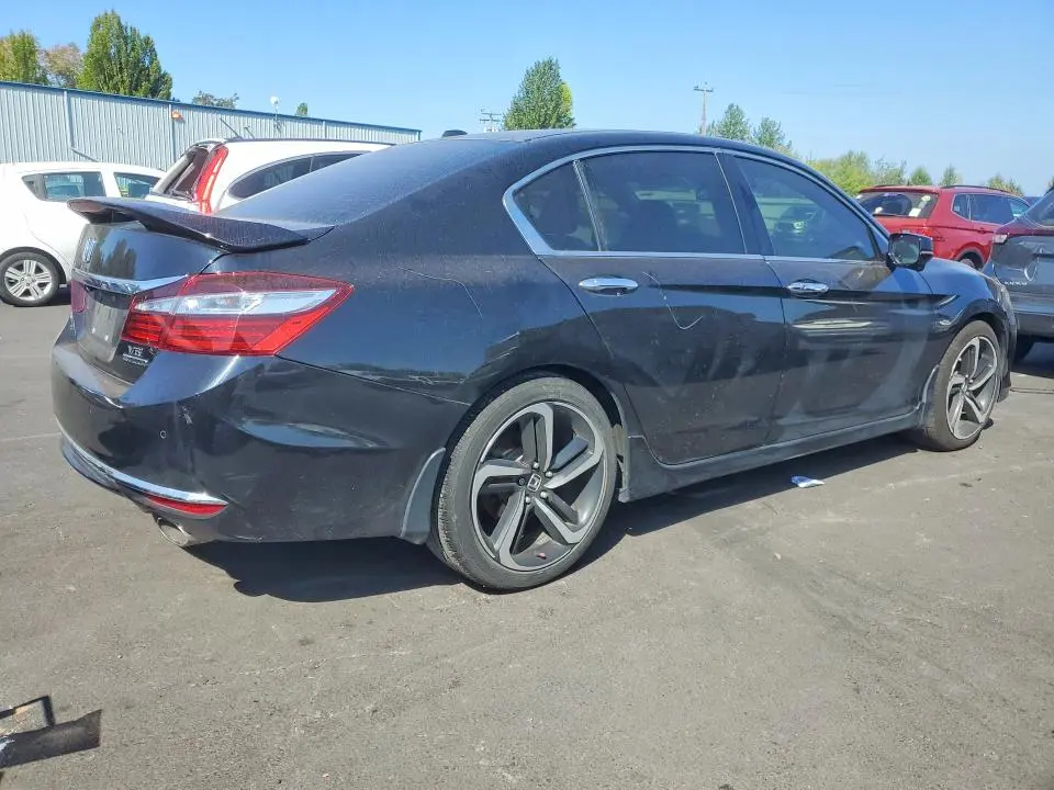 2016 HONDA ACCORD TOURING  