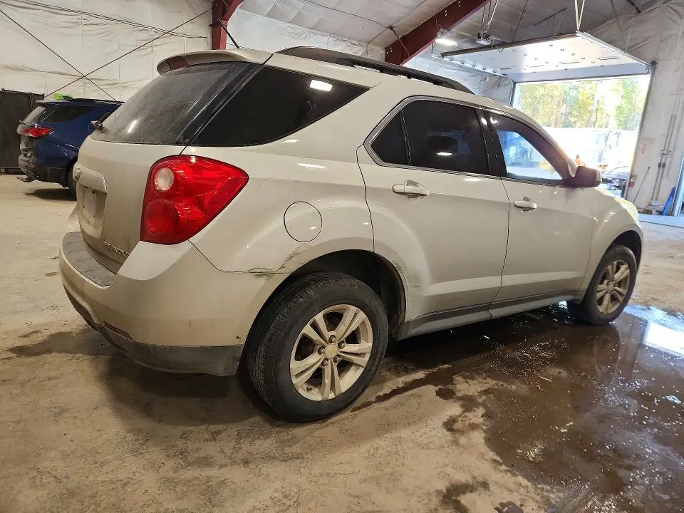 2015 CHEVROLET EQUINOX LT  