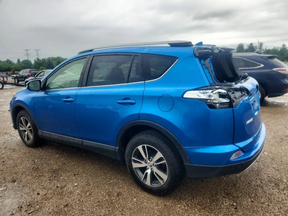 2018 TOYOTA RAV4 XLE  